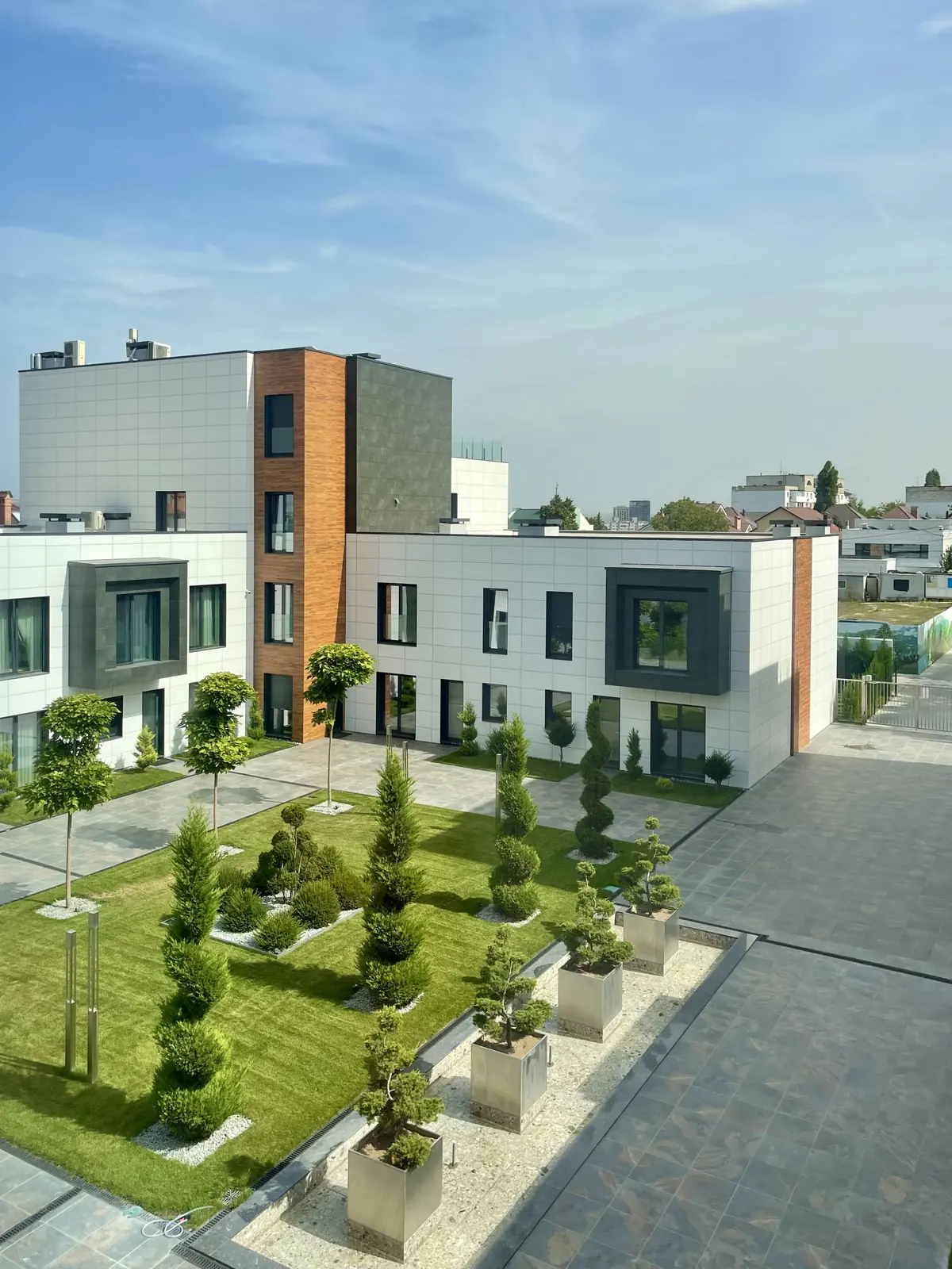 Camelon Luxury Residence — Smart Home Penthouse